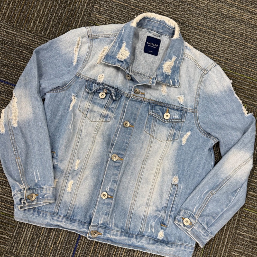 Cavalini Denim Jacket Womens Small Blue EUC Distressed Frayed Trucker DJK93M